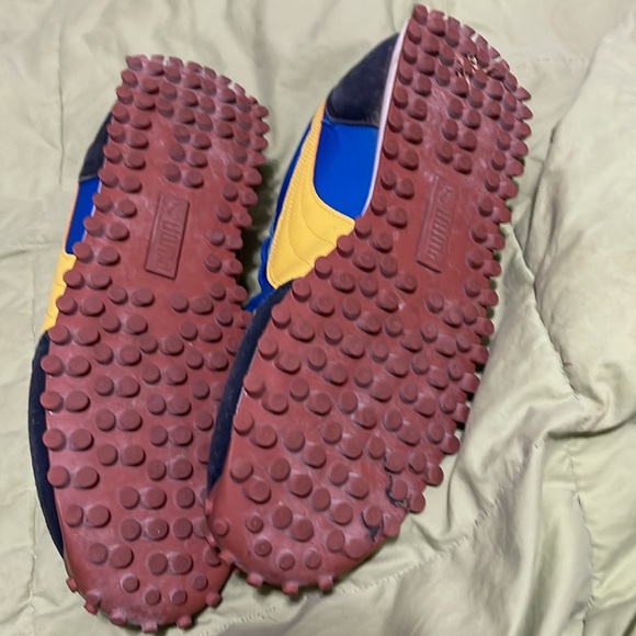 Mens pumas size 8.5 - Picture 6 of 8